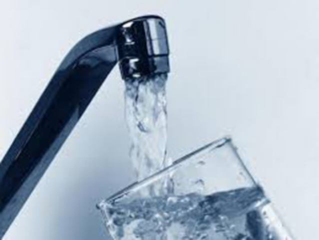 Секрети водоканалу: водопровідна вода непридатна до вживання коштує на 20% менше