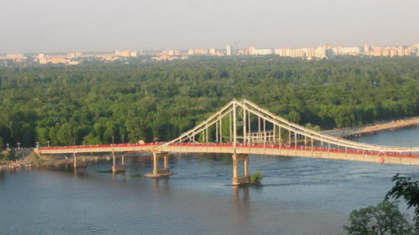 Элитные Робинзоны: кому принадлежит земля киевских островов