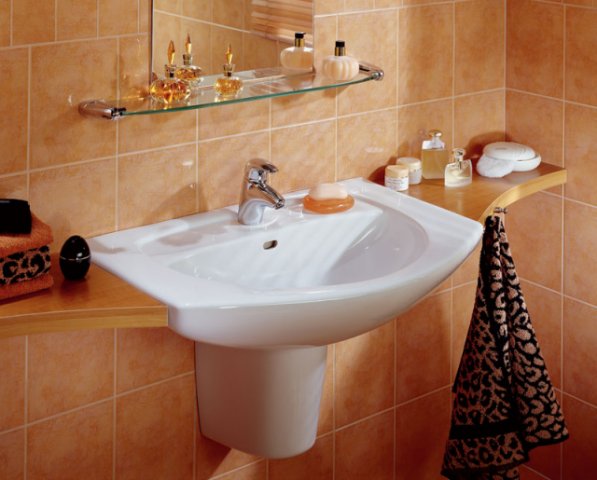 Где в Киеве нет горячей воды