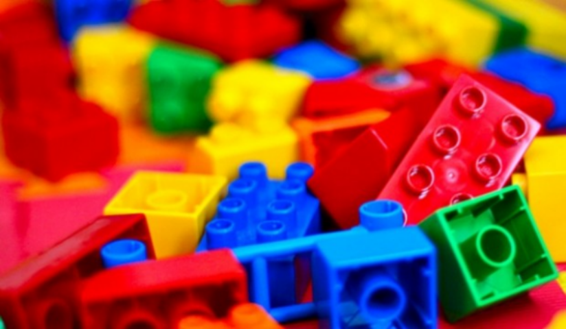 LEGO на все случаи жизни — как оживить интерьер с помощью самого известного в мире конструктора