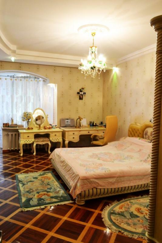 Продаж медичного центру 1116 м², Солнечная вул., 12