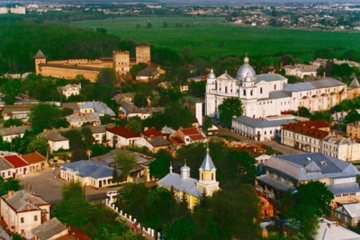 Як у Луцьку суд дозволив будувати скандальну багатоповерхівку