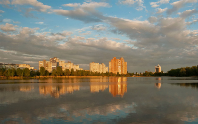 Иорданское озеро на Оболони в Киеве