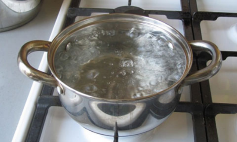 Отключение горячей воды в Киеве 6 июля