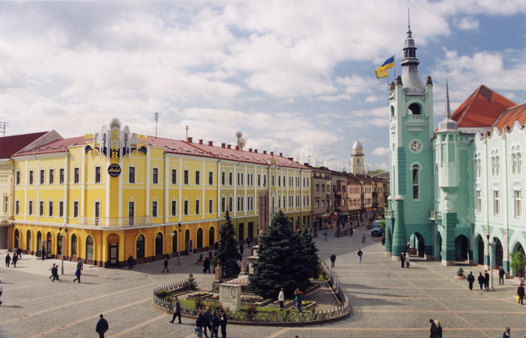 2-комнатная квартира посуточно 60 м², Мостова ул., 9