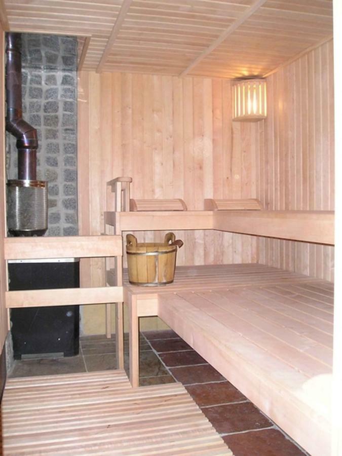 Дом посуточно 210 м², Озерная ул., 111
