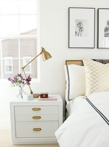 Золотые акценты в интерьере спальни