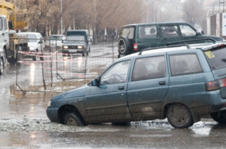 Будущее украинских дорог: десятки миллиардов на ремонт и строительство, но без "Укравтодора" 
