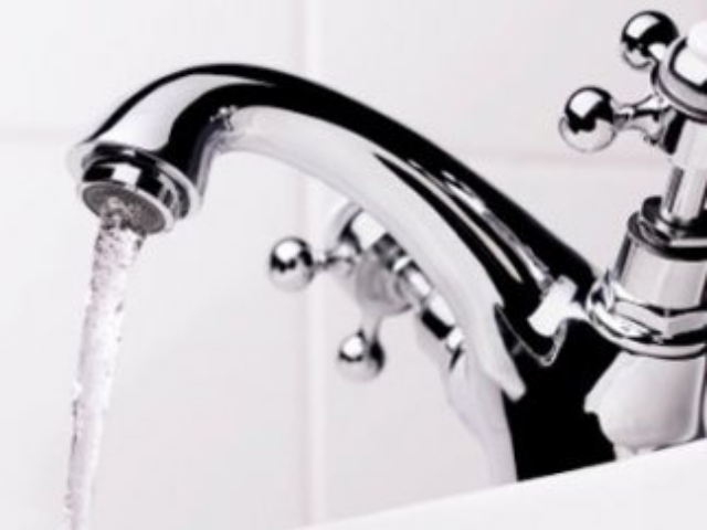 Киевлян ожидает отключение горячей воды на неопределенный срок