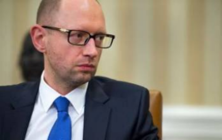 Яценюк выступает за урегулирование земельных отношений