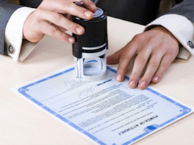 Зарегистрировать договор аренды на земельный пай теперь можно у нотариуса