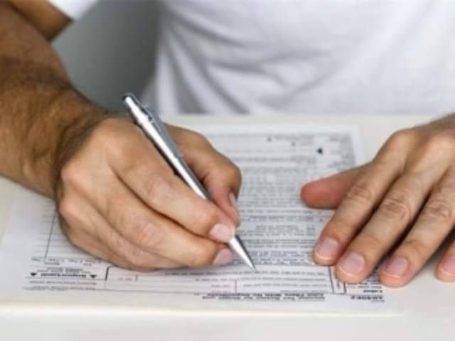 Лучше добровольно заплатить: как декларировать наследство и подарки?