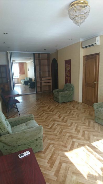 Оренда 2-кімнатної квартири 75 м², Гоголя вул., 1