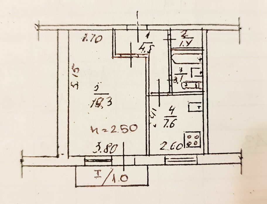 Продаж 1-кімнатної квартири 37 м², Новокримська вул., 1