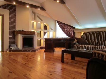 Дом посуточно 360 м², 45-я Садовая ул., 10