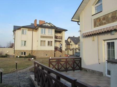 Дом посуточно 360 м², 45-я Садовая ул., 10