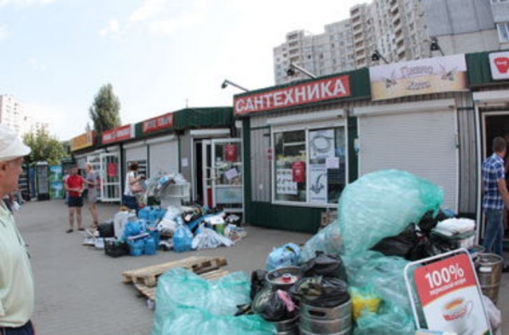 На Оболони началось полное очищение от незаконных МАФов