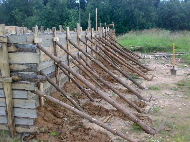 Власти регионов Крыма начали прием заявлений льготников на бесплатное получение земли