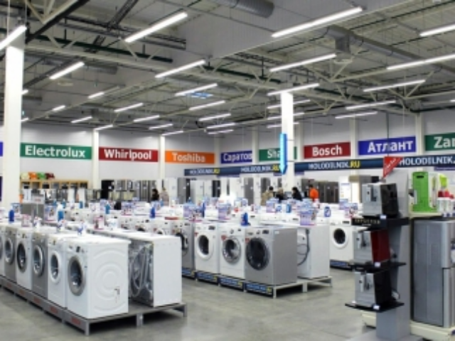 Украинцы перестали скупать телевизоры вместо долларов