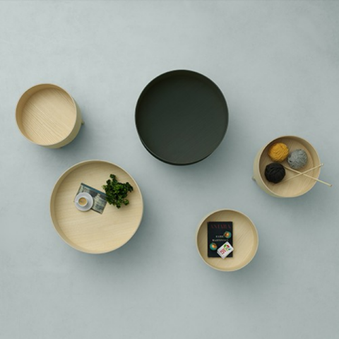 Круглые журнальные столики в скандинавском стиле
