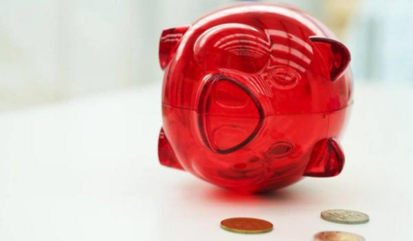 Лики кризиса: бизнес либо торгует в убыток, либо уходит с рынка