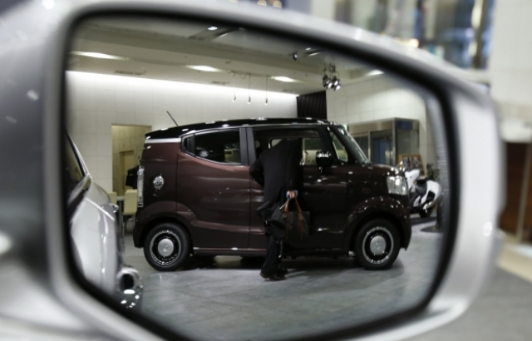 Украина освободила от спецпошлины гибридные автомобили