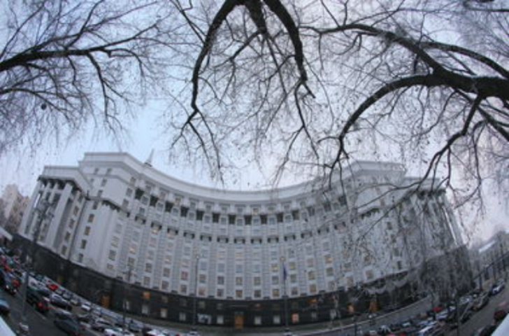 Как "редактирование" госбюджета ударит по карману украинцев 