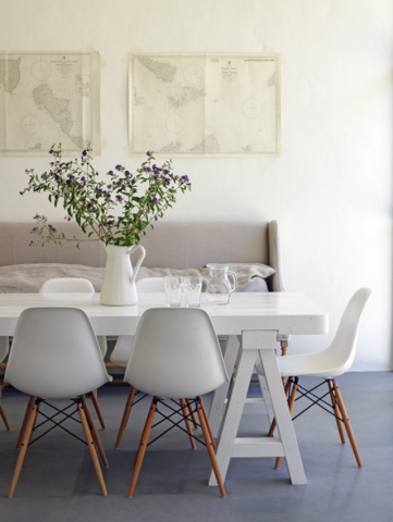 Как разместить диван в интерьере кухни 