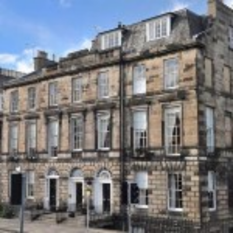 Цены на жилье в Шотландии поднялись