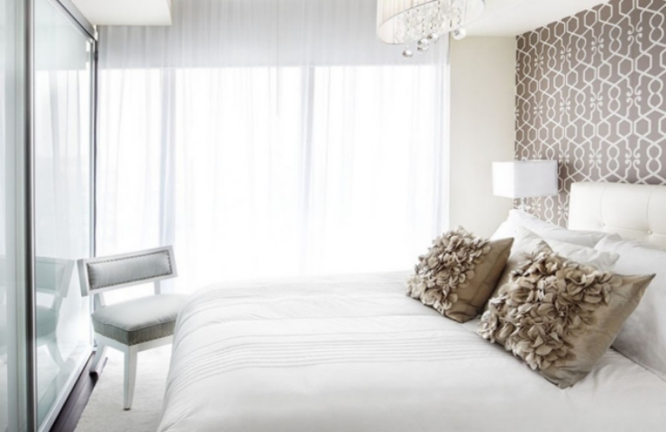 Как обустроить маленькую спальню: 6 главных правил