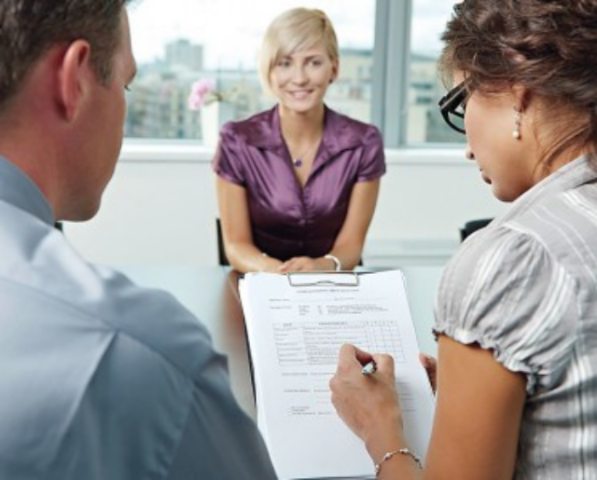 Кто займет чиновничьи кабинеты: молодежь, экспаты или патриоты