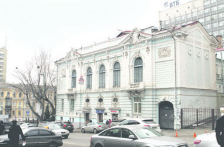 Улица Воровского в Киеве: шикарный особняк миллионера Бродского и руины легендарного Сенного рынка