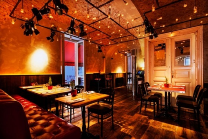 Интересный дизайн отеля, гриля и бара Baltazar в Венгрии 