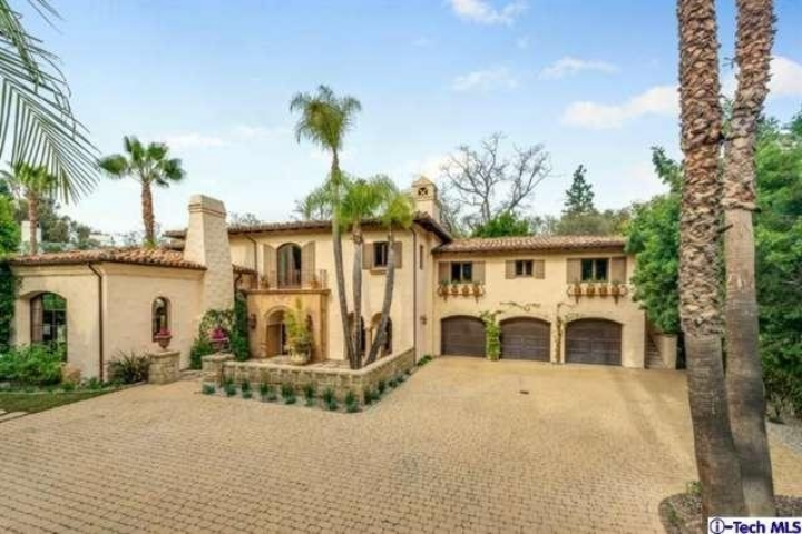 Дом детства Майли Сайрус выставлен на продажу. Фото