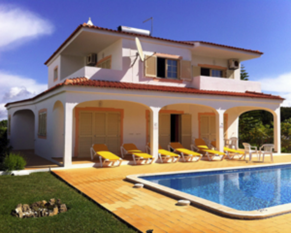 В 2015 году рынок недвижимости Португалии начнет расти