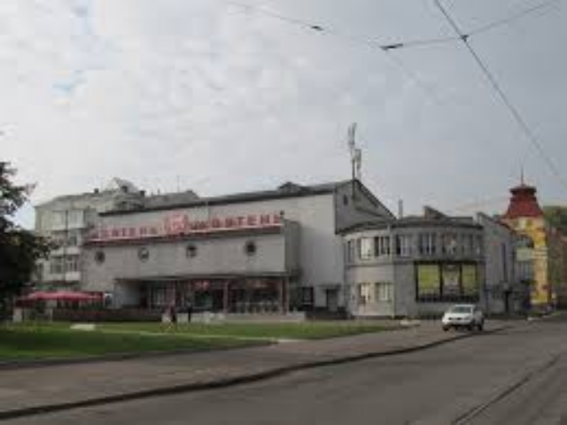 Віталій Кличко підписав розпорядження про реконструкцію кінотеатру «Жовтень»