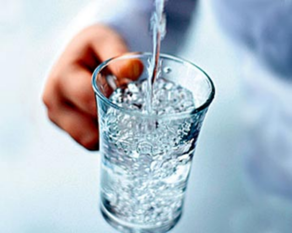 Количество жертв некачественной воды в Киеве достигло 130