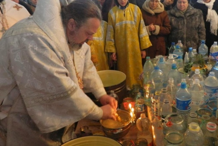 Где в Киеве на Крещение освятить воду