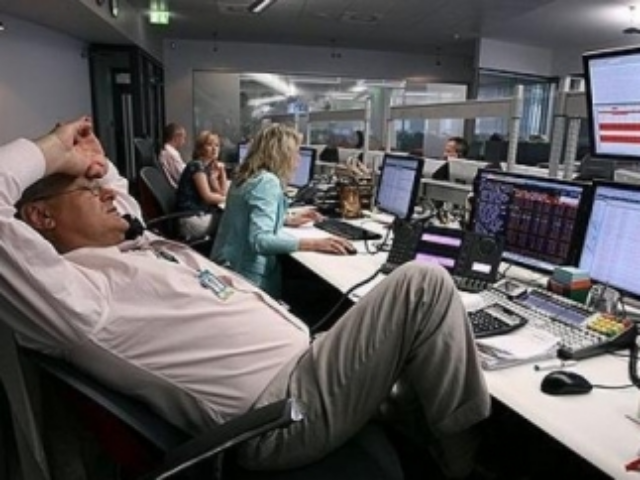 Украинцам дадут торговать валютой на биржах