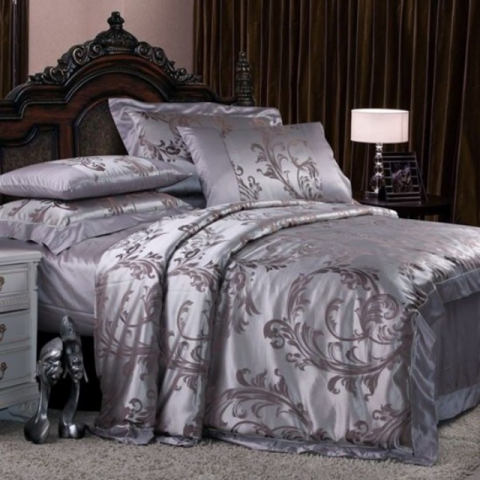 Атласная текстура в дизайне интерьера 