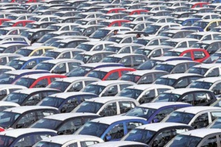 Уровень спроса на новые автомобили оказался наименьшим с 2002 года