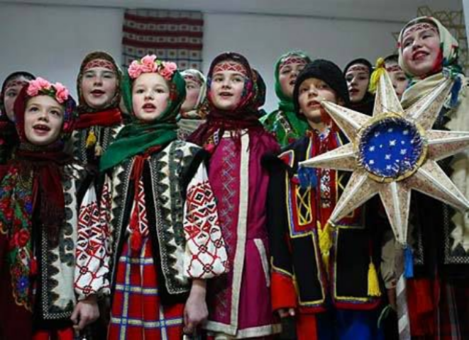 ТОП самых популярных рождественских колядок 