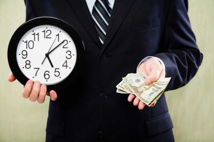 Кредиты в 2015 году: мало, дорого и коротко