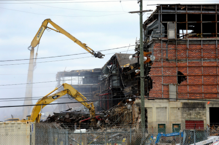 В Крыму до весны должны снести все незаконно построенные объекты