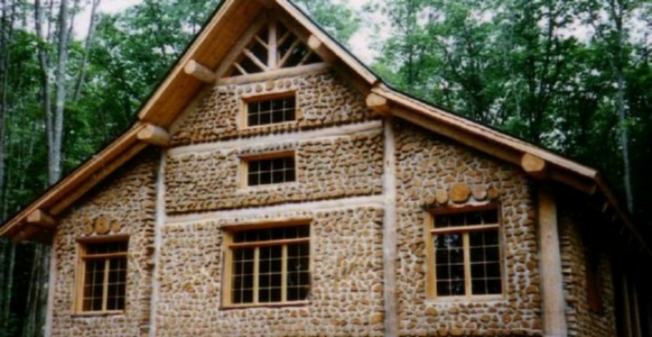 Будинки глиночурки - екобудинки з дров