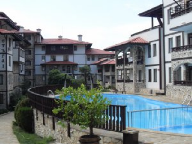 Неравноценные метры: где и какую недвижимость можно купить по цене киевской "двушки"?