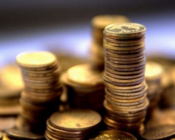 Банки сокращают импорт валюты