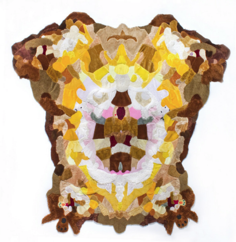 Оторвали мишке лапу: ковер ручной работы