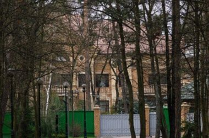 Госдачи и популизм 