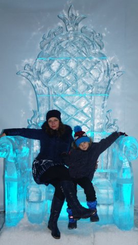 В Киеве открылась выставка ледяных скульптур